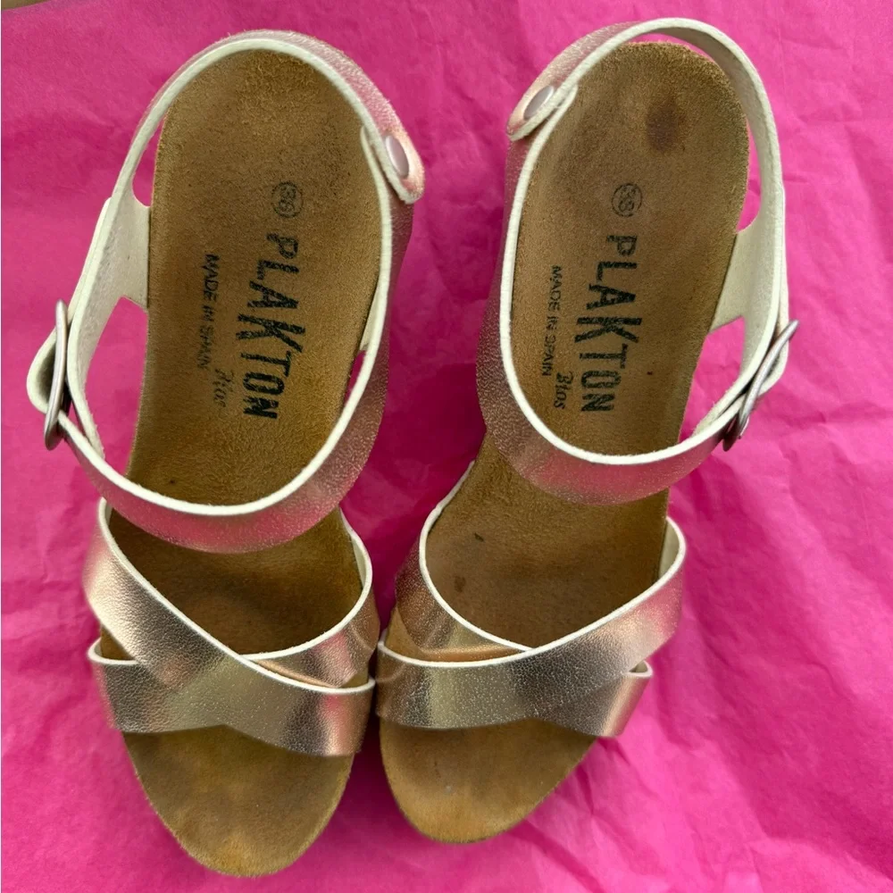 Plakton‎ Rose Gold Wedge Sandals size 7